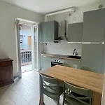 Apartment Rosetta Gem In *